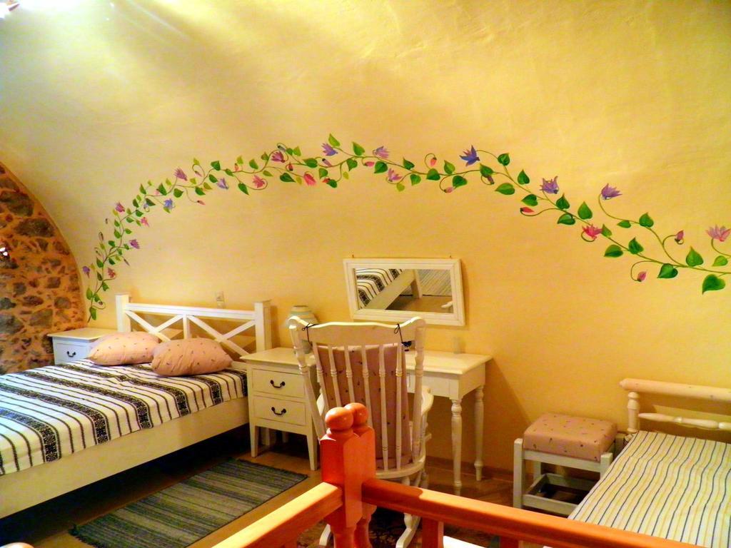 To Petradi Apartment Avgonima Room photo