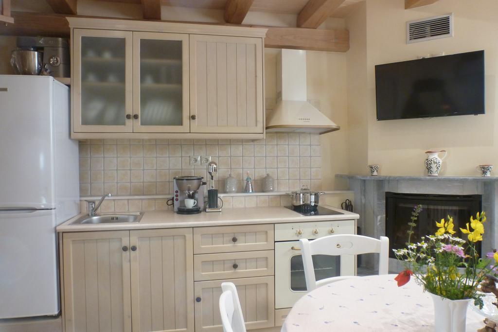 To Petradi Apartment Avgonima Room photo